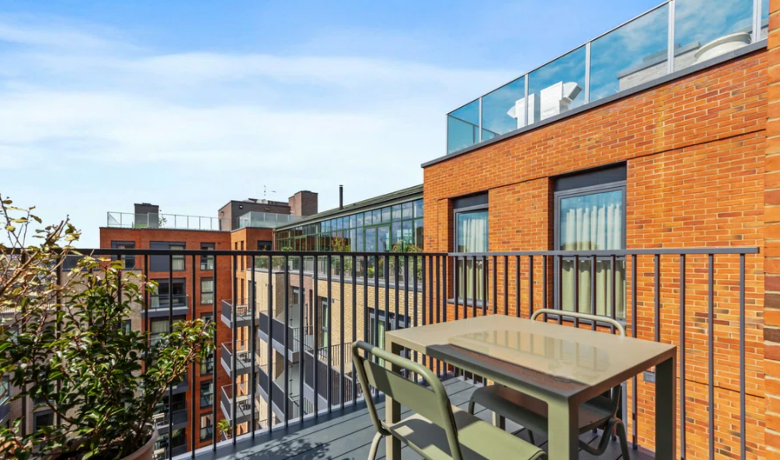 2 bedroom apartment at The Sessile - Image 8