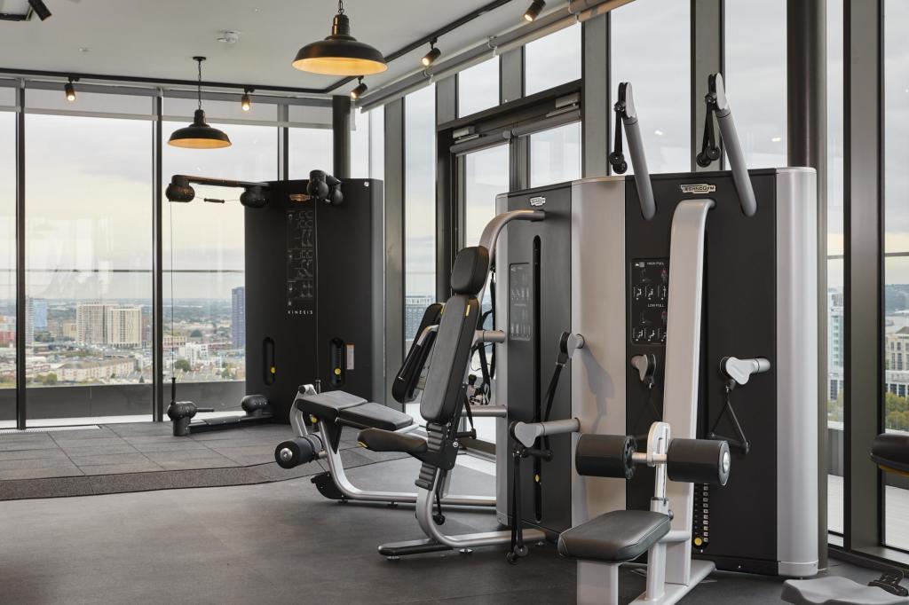 2 bedroom apartment at The Highline - Image 2