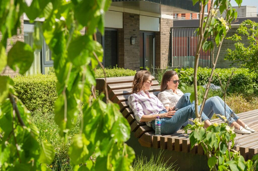 1 bedroom apartment at The Lark - Image 18