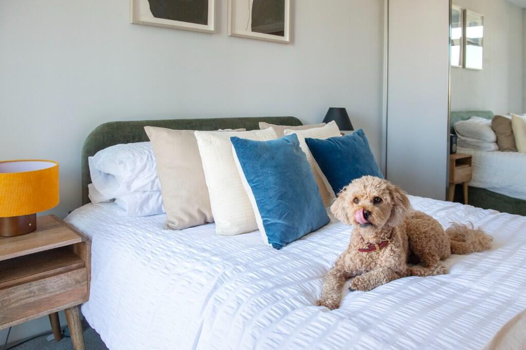 2 bedroom apartment at The Lark - Image 11