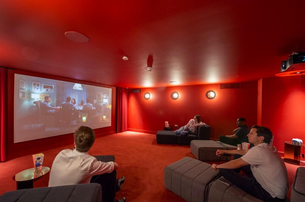 1 bedroom apartment at The Lark - Image 18