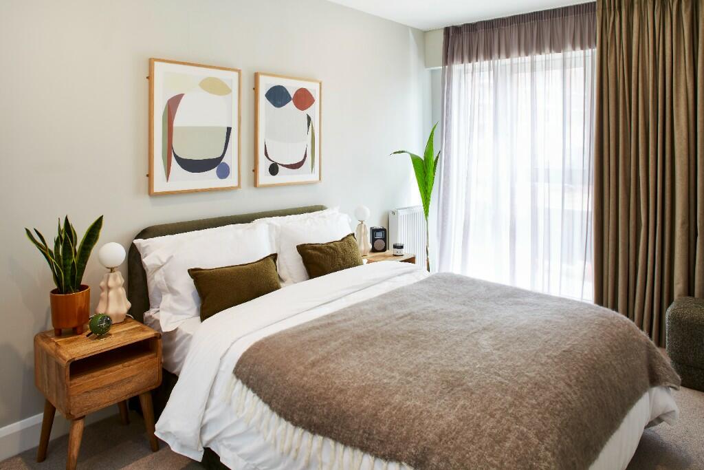 2 bedroom apartment at The Lark - Image 10