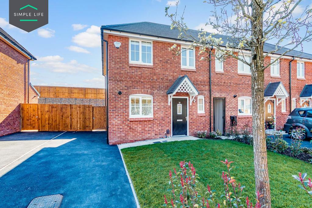 4 bedroom house at Wards Keep - Image 11