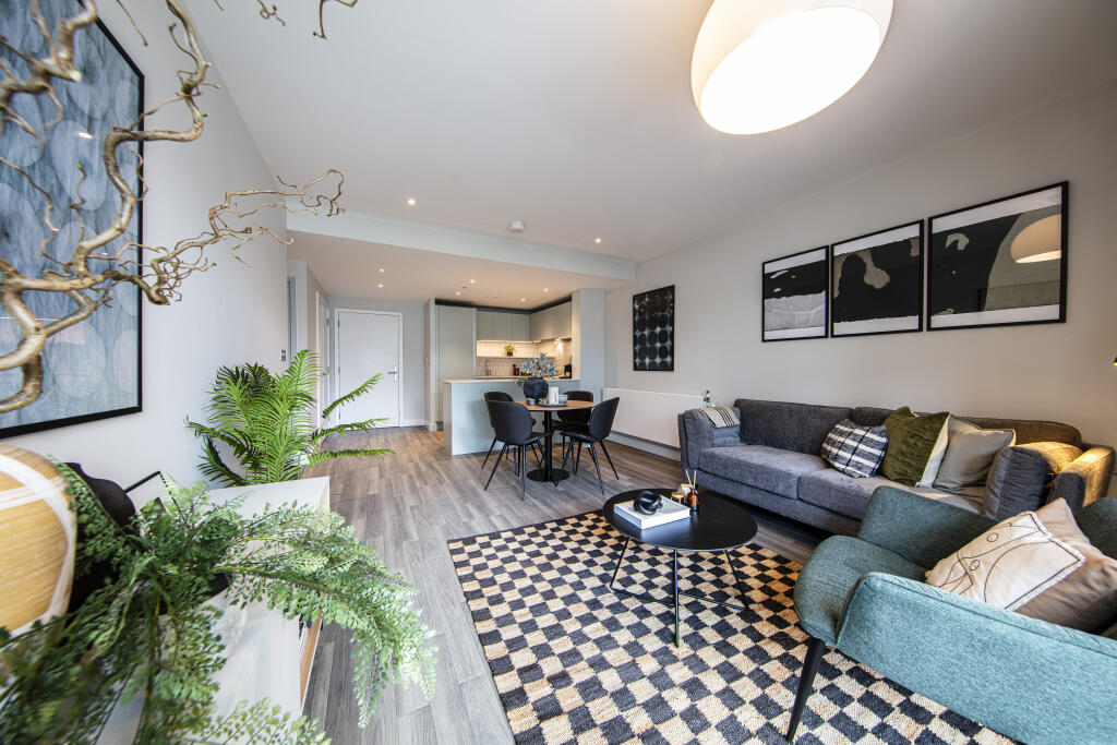 2 bedroom apartment at Alameda - Image 10