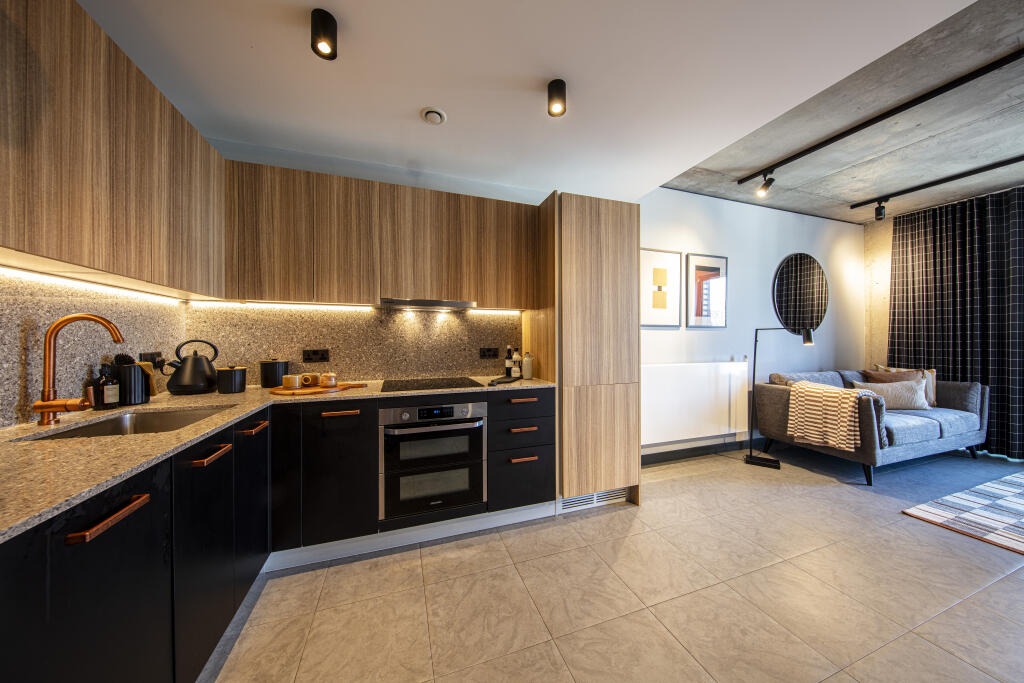 Studio apartment at Alameda - Image 14