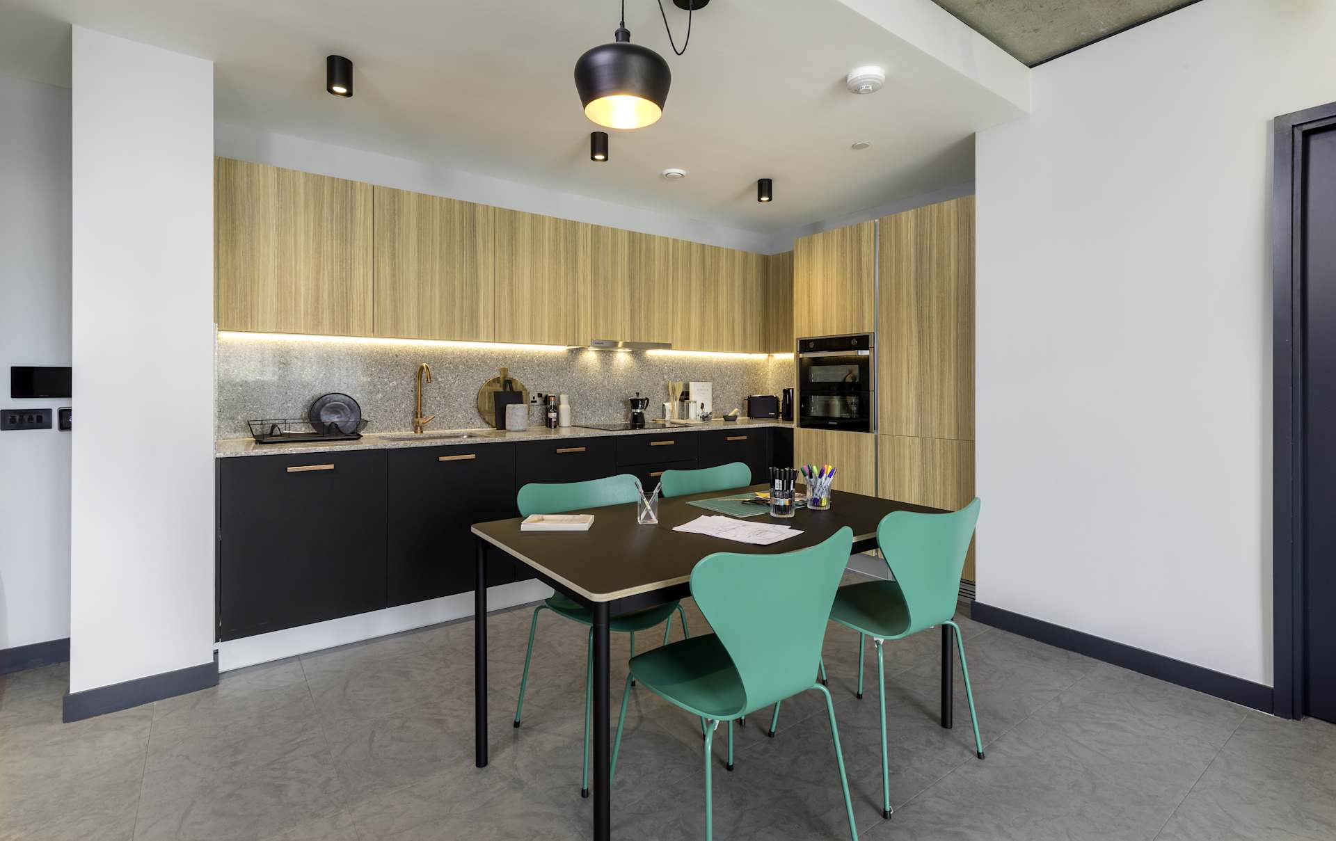 1 bedroom apartment at Beton - Image 11