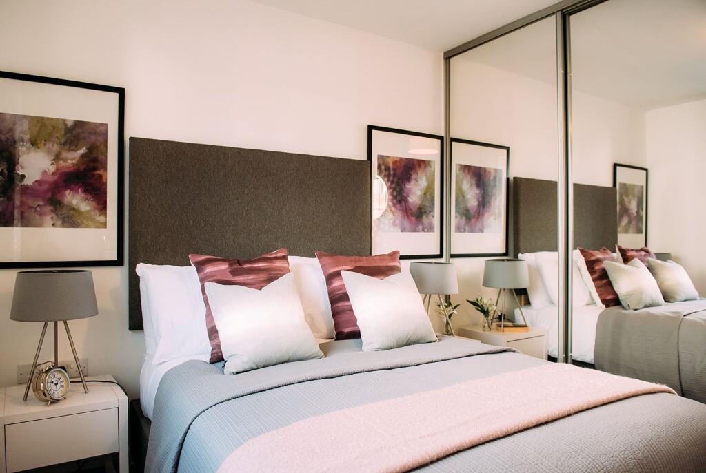 3 bedroom house at Lakedale at Whiteley Meadows - Image 4